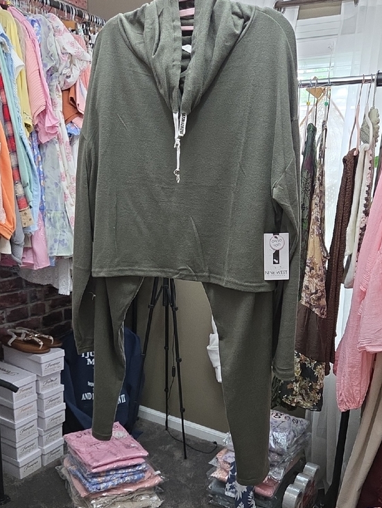 Nine West Pants - Nine West Olive Green Two-Piece Lounge Set